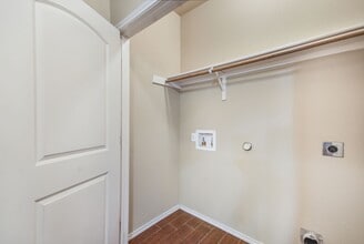 Building Photo - 1420 Muirfield Bend Dr