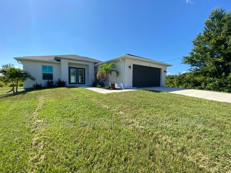 Foto principal - 126 Smallwood Rd
