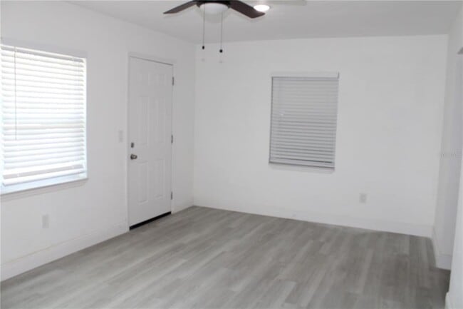 Building Photo - 6101 Dublin Dr