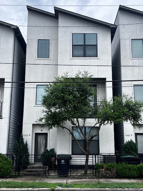 Building Photo - 1615 Milby St