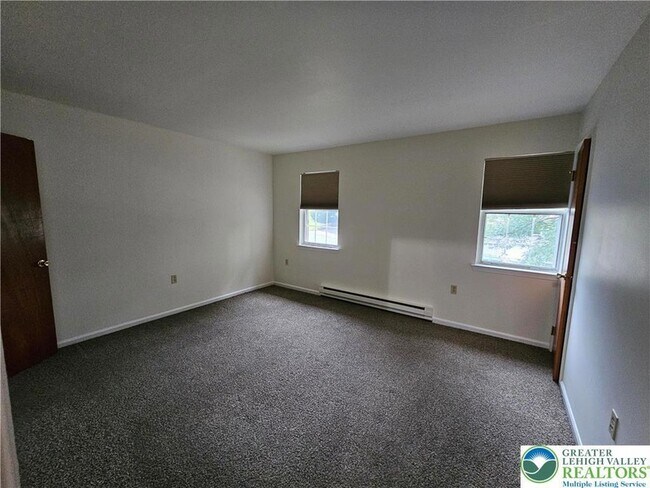 Foto del edificio - 227 8th Ave