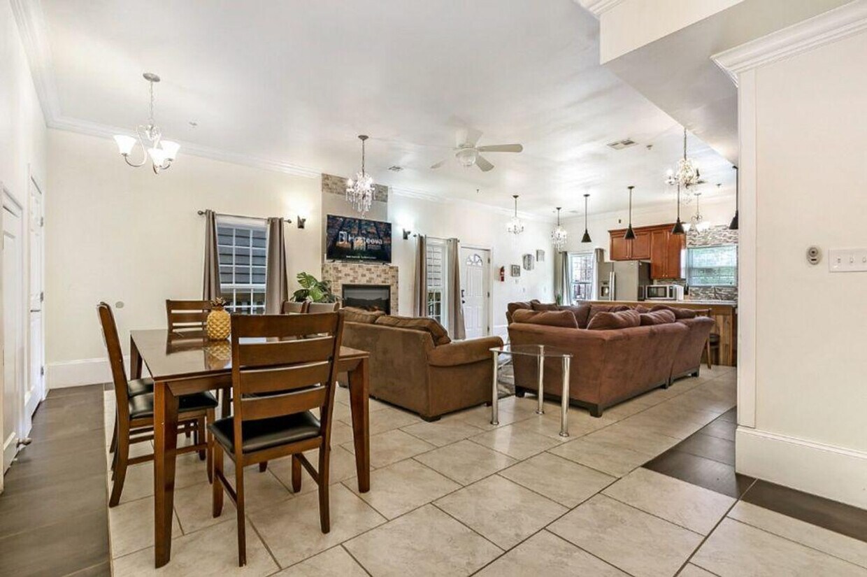 Foto principal - 1818 Carondelet St