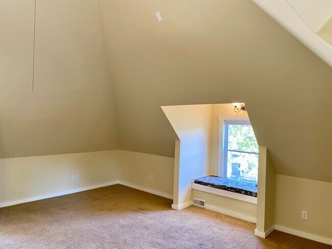 Foto del edificio - 3040 Colfax Ave South