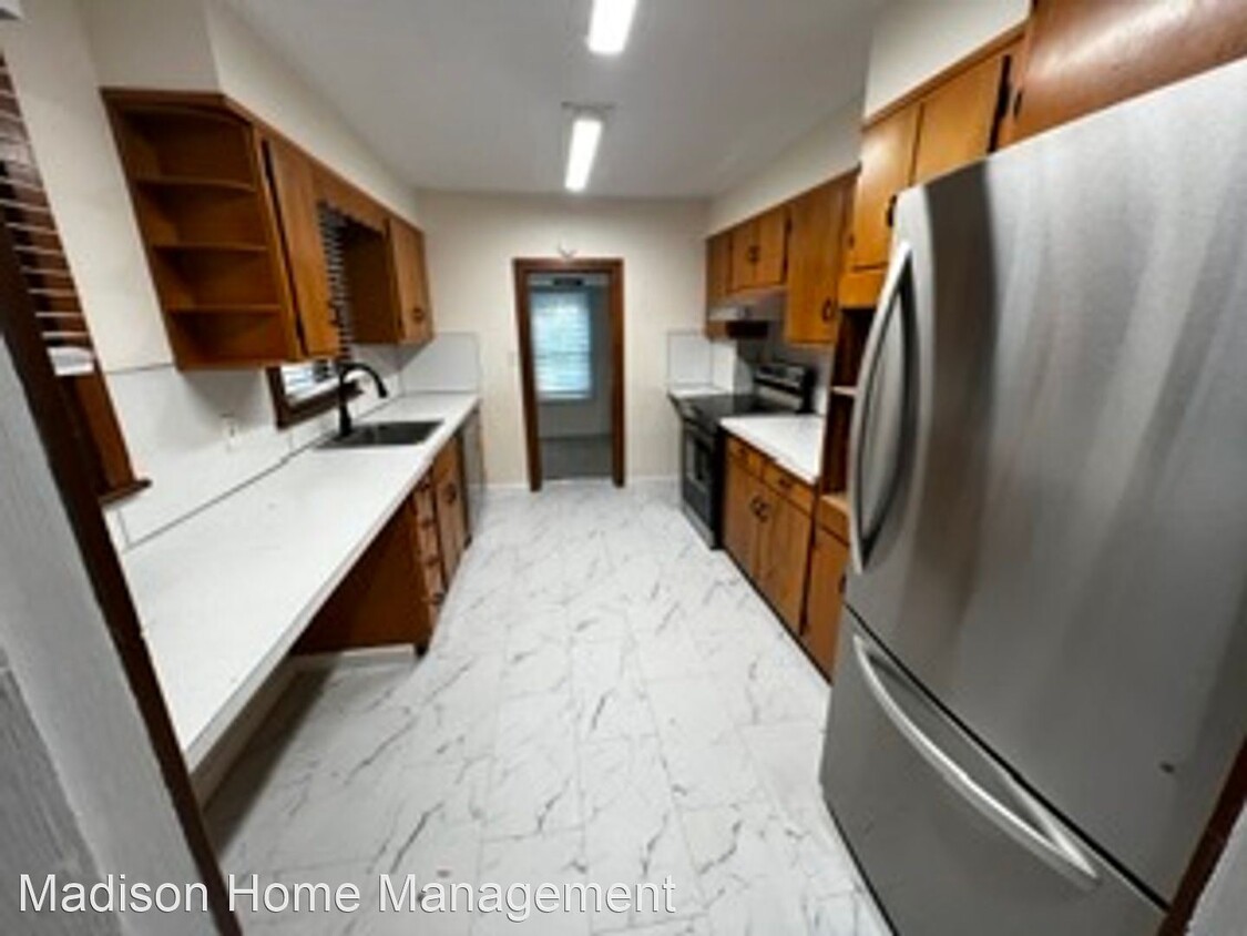 Primary Photo - 4 br, 1 bath House - 429 Chestnut Street