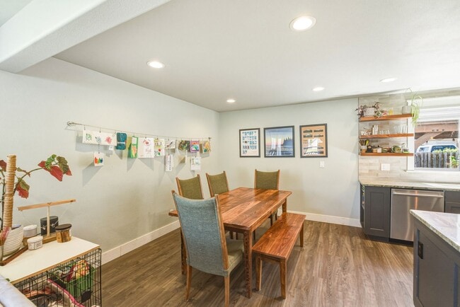 Foto del edificio - Bright & Spacious 4-Bedroom Haven Just Minutes from Leavenworth Village