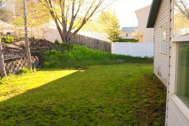 Backyard - 345 NW Parr Dr