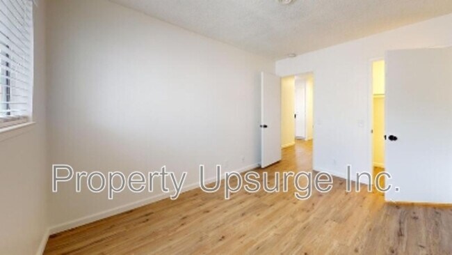 Building Photo - 540 South St