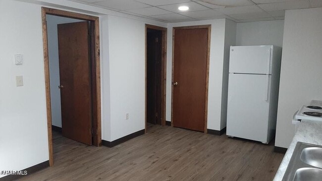 Building Photo - 500 Gallitzin Rd