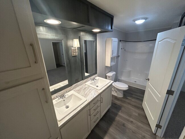 Building Photo - 139 Texas