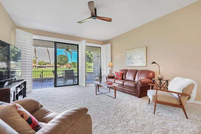 Foto del edificio - 48 Palma Dr