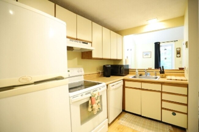 Foto del edificio - $1850/mo 2 Bed fully furnished condo in Thornton!