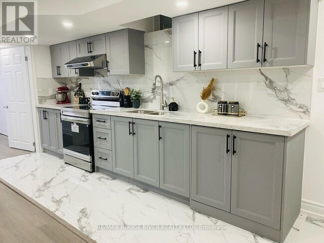 Photo du bâtiment - 8 Wimbledon Ct