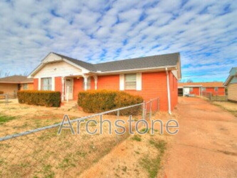 Photo - 2945 SW 54th