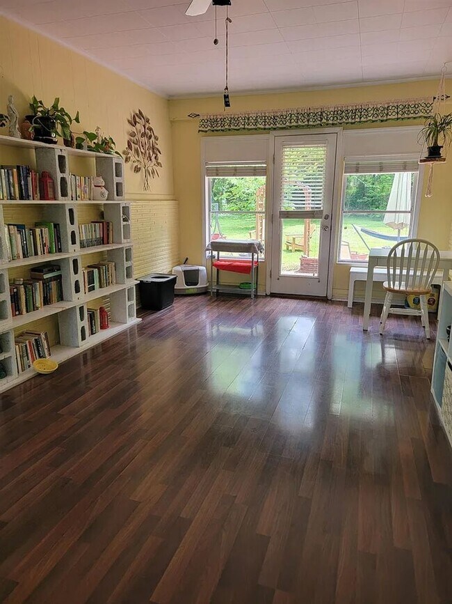 Foto del edificio - Beautiful Property at Fair Oaks