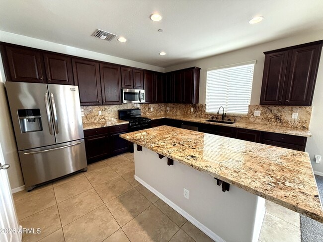 Foto del edificio - 9237 W Coolbrook Ave