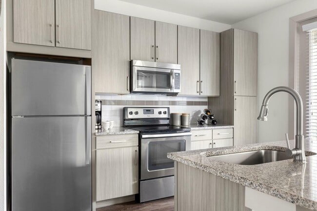 SmartHome Features - Smart Lighting - Crosstown Walk