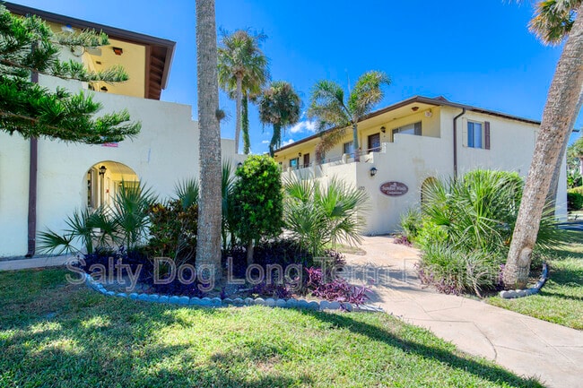 Foto del edificio - 400 Oakridge Blvd