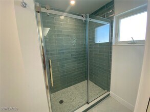 Building Photo - 660 Regatta Rd