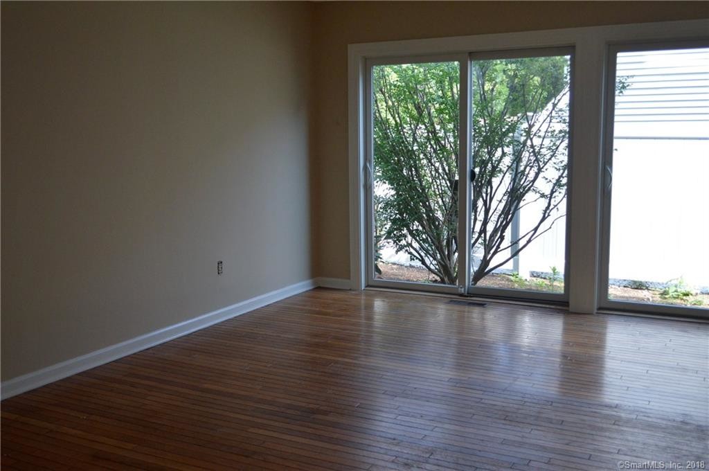 Foto principal - 76 Wilton Crest