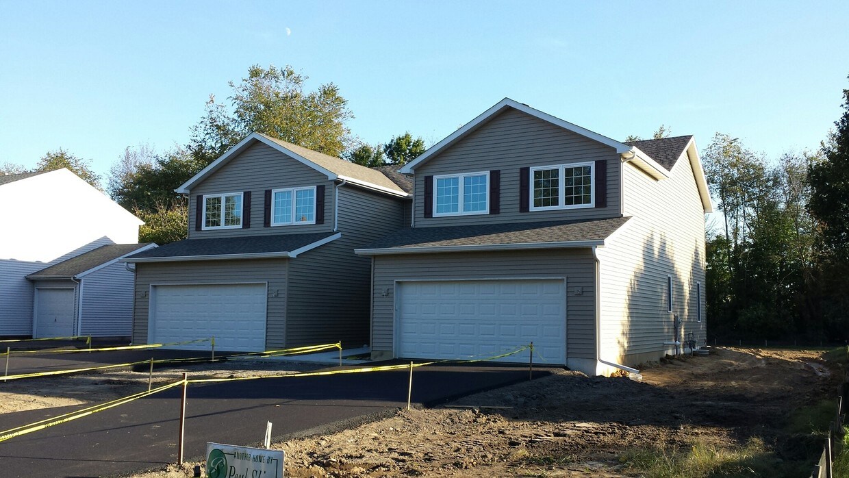 485 Woodlawn Ave, Porter, IN 46304 Townhome Rentals in Porter IN