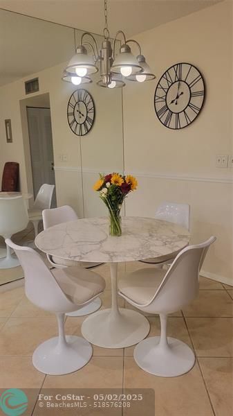 Foto principal - 1252 Club Dr W