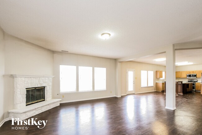 Building Photo - 6416 W Medford Ct