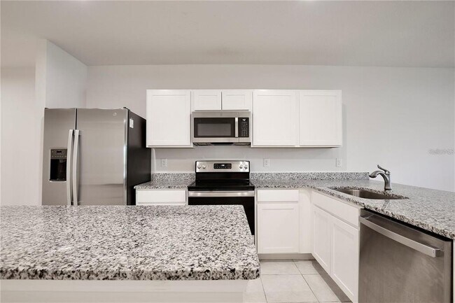 Foto del edificio - 421 Sedgewick Dr