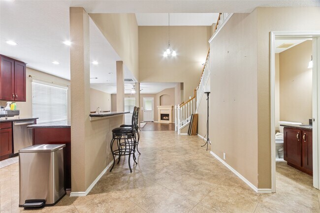 Foto del edificio - 10306 Logan Bridge Ln