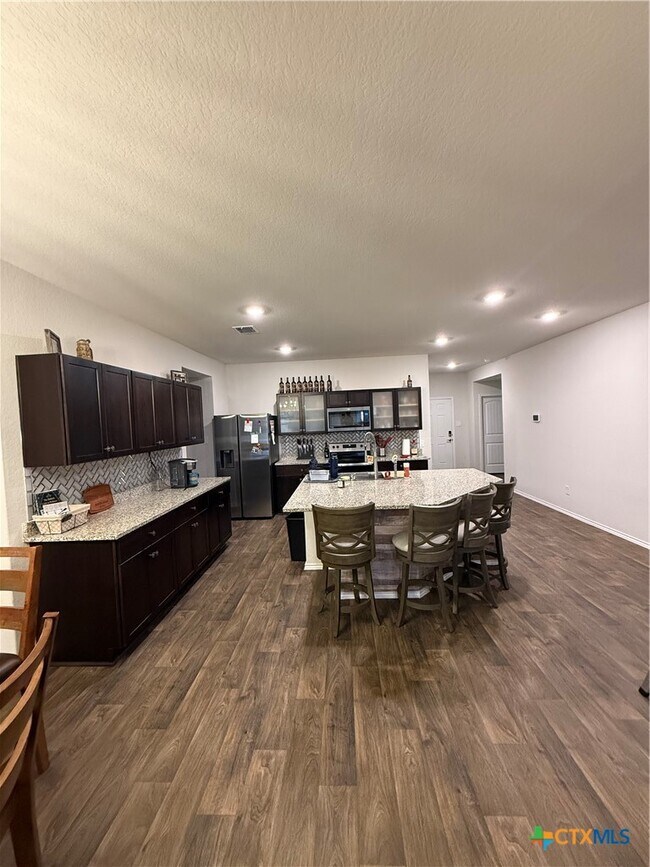 Foto del edificio - 208 Yucca Dr