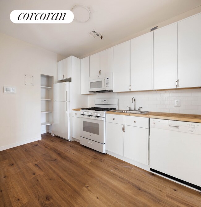 419 Clinton St Unit 3R, Brooklyn, NY 11231 Room for Rent in Brooklyn