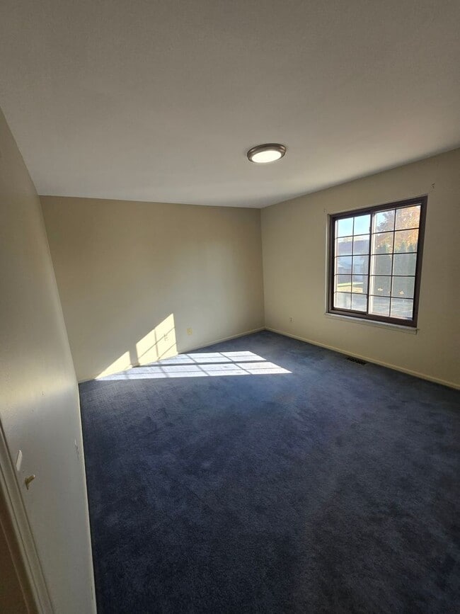 Foto del edificio - 2 BEDROOM CONDO IN ROCHESTER