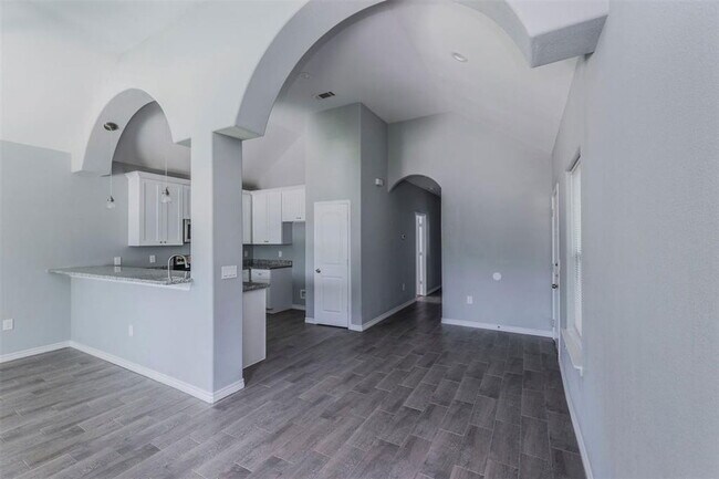 Foto del edificio - 16948 W Ivanhoe St