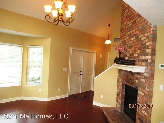 Building Photo - 3 br, 2 bath House - 1103 Sherbourne Way