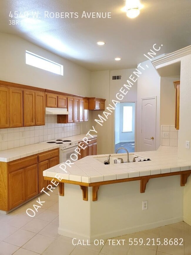 Foto del edificio - 4540 W Roberts Ave