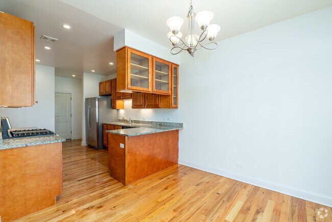Estilo F - Comedor - Princeton West Townhomes