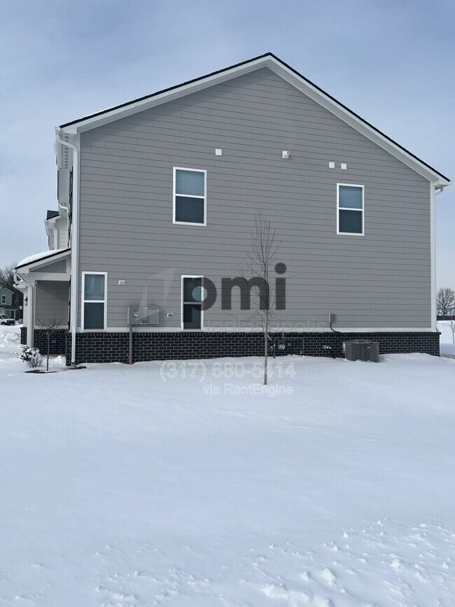 Foto del edificio - 2948 Woods Edge Dr