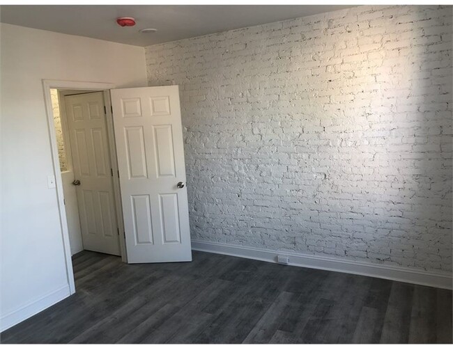 Building Photo - 3051 N Judson Street - Amazing Home ready ...