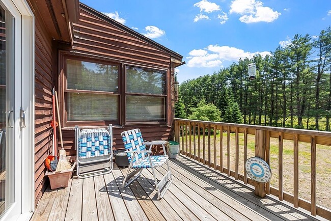 Building Photo - 1418 Old Homestead Hwy