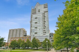 Building Photo - 510 W Erie St
