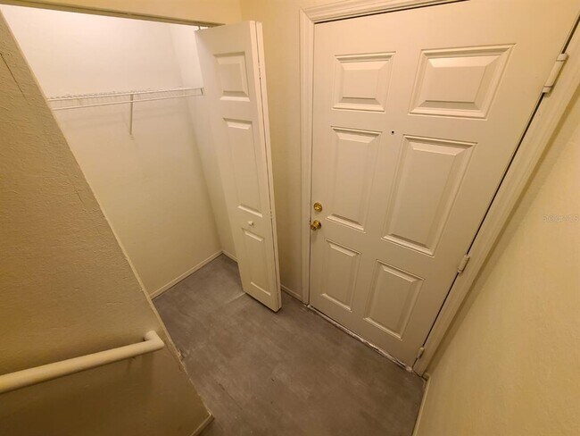 Foto del edificio - 5903 Willow Ridge Dr