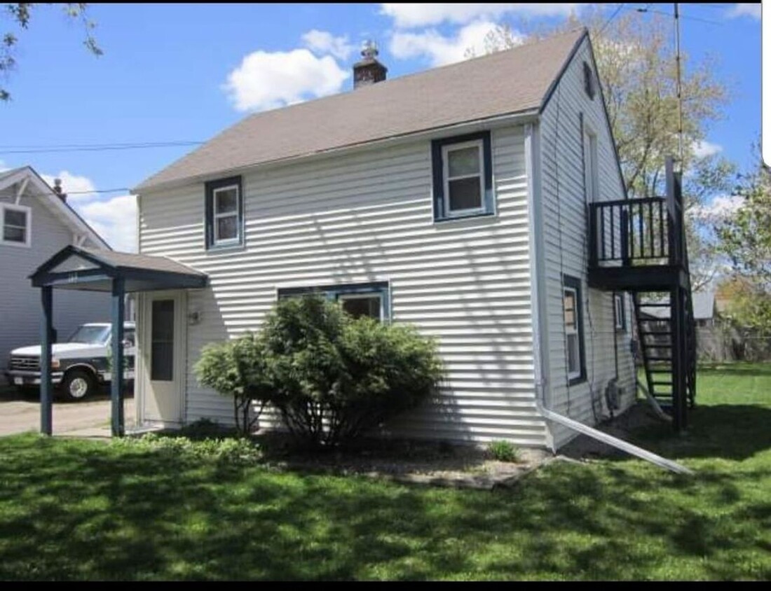 Primary Photo - Charming 2 Bedroom 1 Bath Single Family Ho...