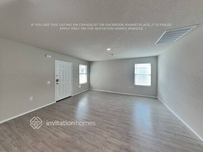 Foto del edificio - 13407 Ashworth Blvd