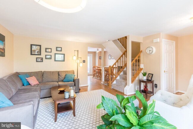 Foto del edificio - 7312 Crestleigh Way