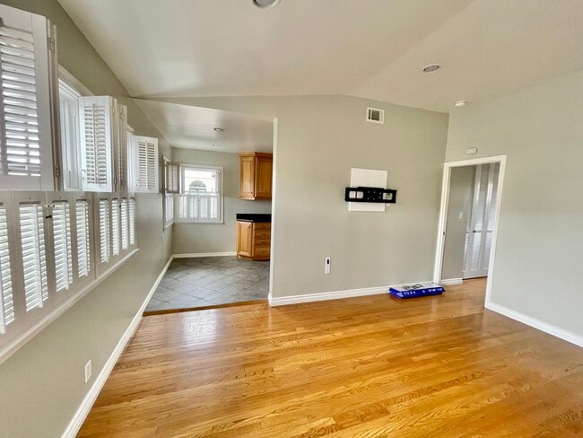 Living, dining, and kitchen - 308 Encino Ln