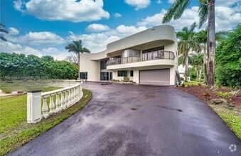 Building Photo - 14401 SW 63rd St