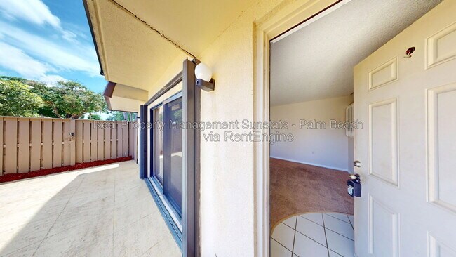 Building Photo - 1118 11th Ct