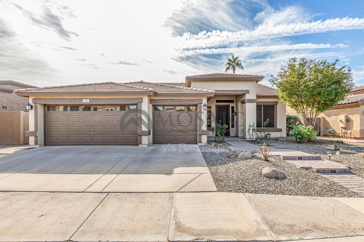 Primary Photo - 745 W Citrus Way