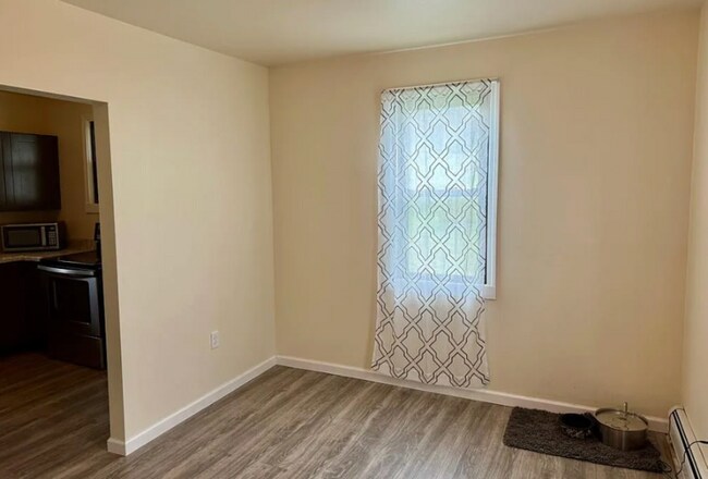 Foto del edificio - 112 2nd St