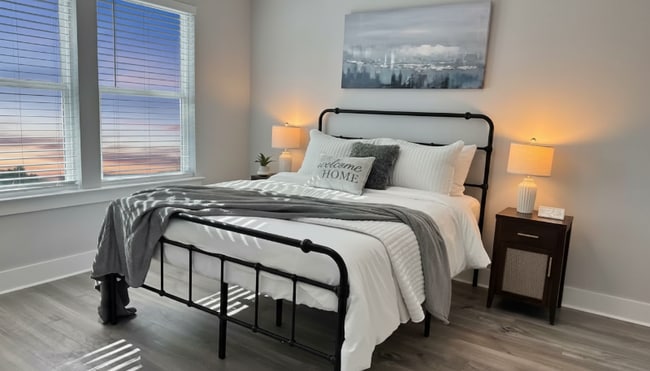 Building Photo - 2393 Highpoint Rd