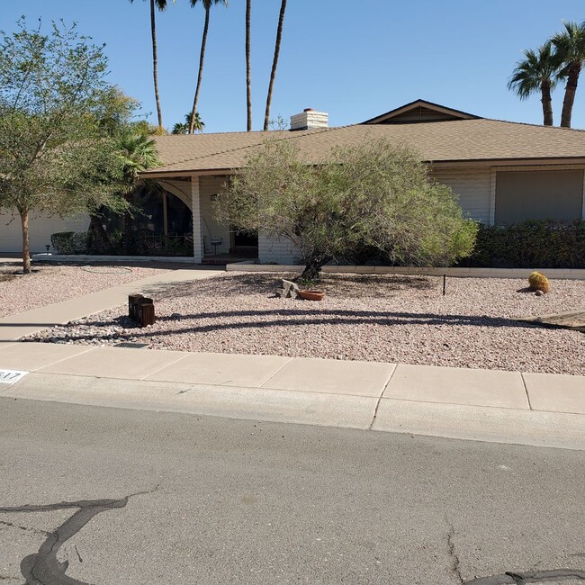 Building Photo - Tempe Location